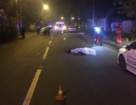 У Кропивницькому серед вулиці застрелили людину. ФОТО. ВІДЕО