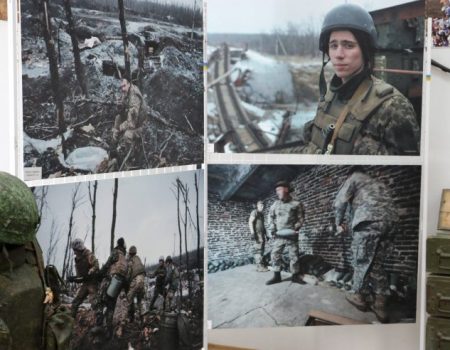 У Кропивницькому презентували фотовиставку фронтових робіт Дмитра Муравського. ФОТО, ВІДЕО