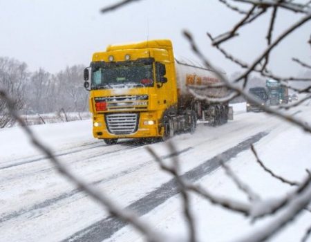 Під час сильних снігопадів до Кропивницького не пускатимуть вантажівки