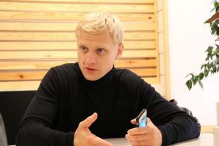 Шабунін у Кропивницькому: Ті, хто вірять у нісенітницю, що без Порошенка не буде України, одного рівня з виборцями Росії