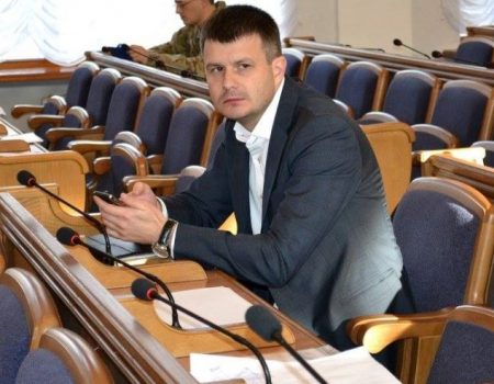 Екс-голова фракції БПП у Кіровоградській облраді проведене Новий рік за ґратами