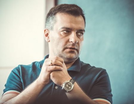 Відомий журналіст і потенційний кандидат у Президенти потрапив у ДТП на Кіровоградщині