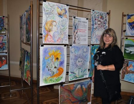 У Верховній Раді відкрили виставку робіт учнів кропивницької художньої школи