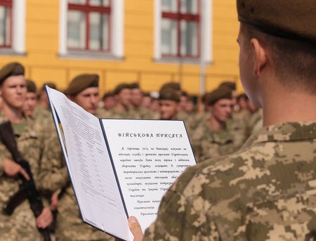 Цього року на строкову військову службу призвали 1400 юнаків з Кіровоградщини