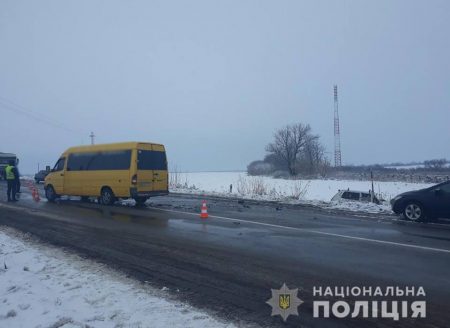 На Кіровоградщині автобус потрапив в ДТП