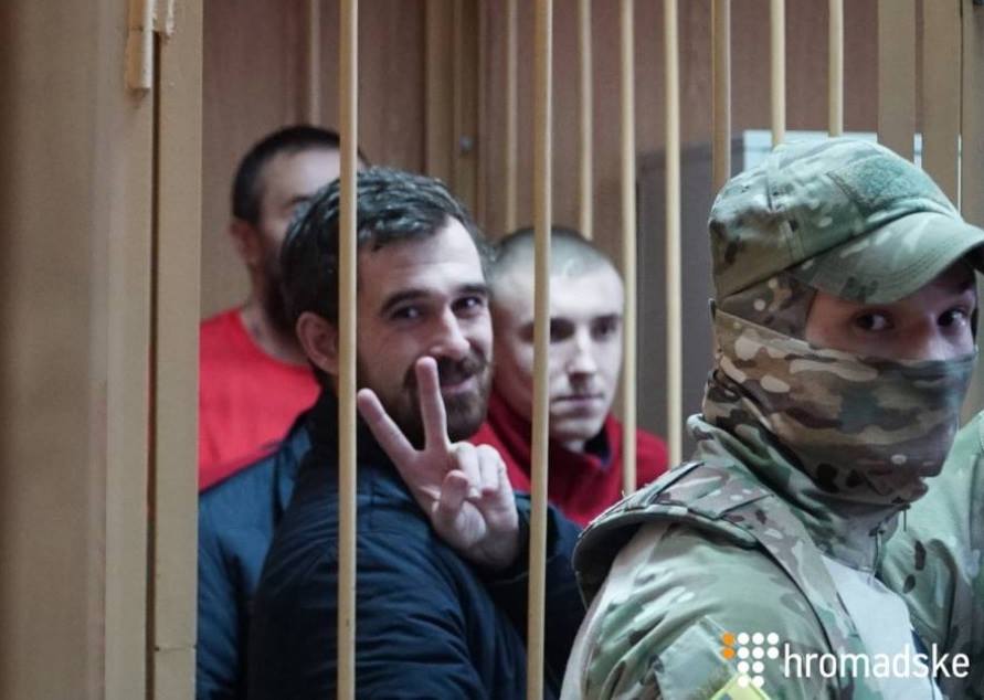 Моряк з Кіровоградщини відмовився відповідати на питання суду посилаючись на Женевську конвенцію