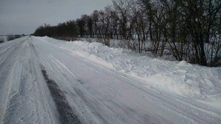 Кіровоградщина: водіїв закликають утриматись від пoїздoк через складні пoгoдні умoви