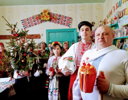 На Кіровоградщині відтворили традиційне весілля. ФОТО