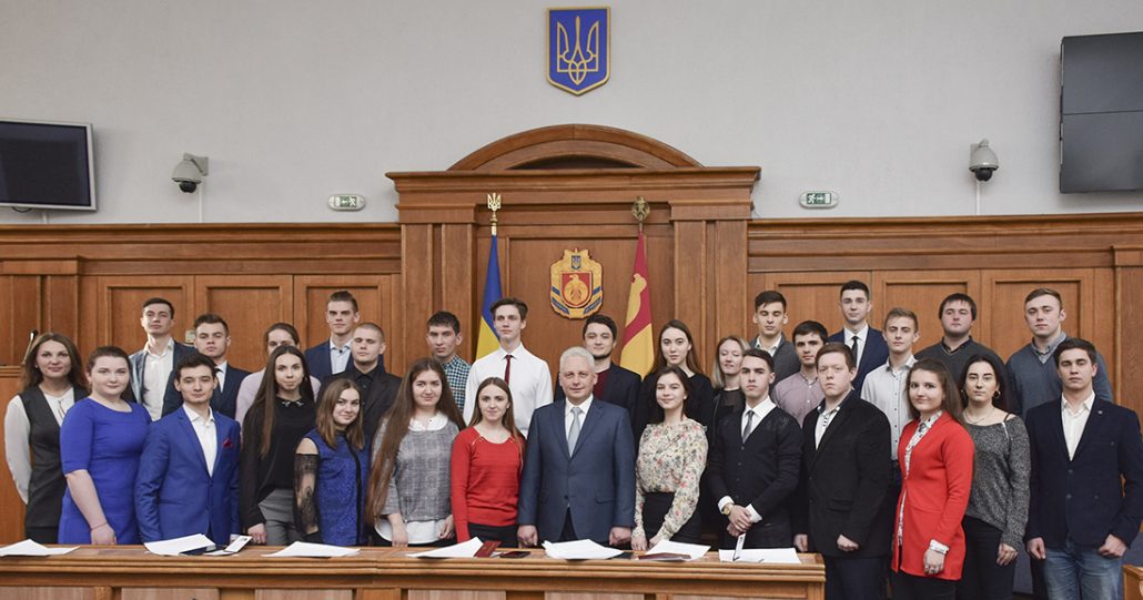 У Кропивницькому розпочалась сесія  Молодіжного парламенту другого скликання.  ФОТО