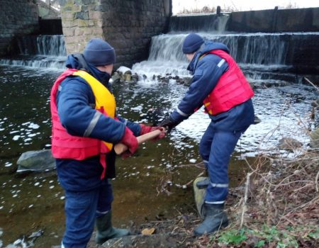 На Кіровоградщині в річці знайшли тіло загиблого чоловіка