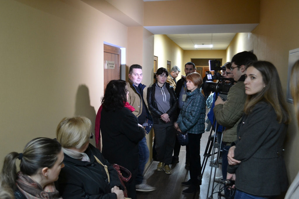 У Кропивницькому 18-річні містяни скаржаться, що їх не внесли в державний реєстр виборців. ФОТО