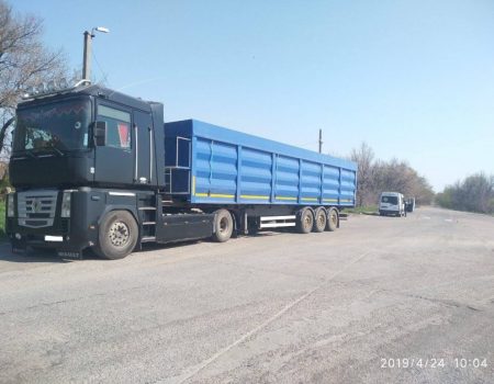 На Кіровоградщині власнику вантажівки виписали штраф у 9,5 тисяч євро за перевищення вагових норм. ФОТО