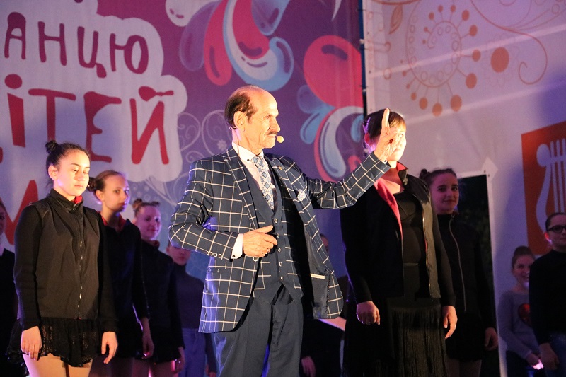 Святковим концертом у Кропивницькому відкрили Міжнародний фестиваль пісні й танцю. ФОТО