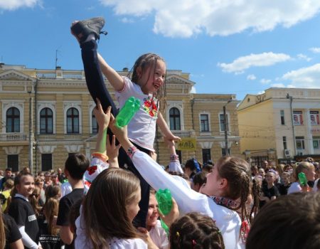 У Кропивницькому відбувся танцювальний джем колективів з усієї України. ФОТО