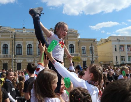 У Кропивницькому відбувся танцювальний джем колективів з усієї України. ФОТО