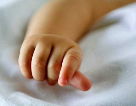 На Кіровоградщині помер малюк, хворобу якого не виявили у напівпустому медзакладі