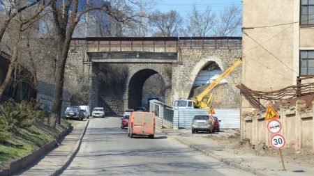 Зміни руху громадського транспорту у зв’язку з перекриттям «Арки»