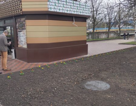 Експертиза довела незаконність МАФу на Набережній Кропивницького, владі дали 10 днів на демонтаж