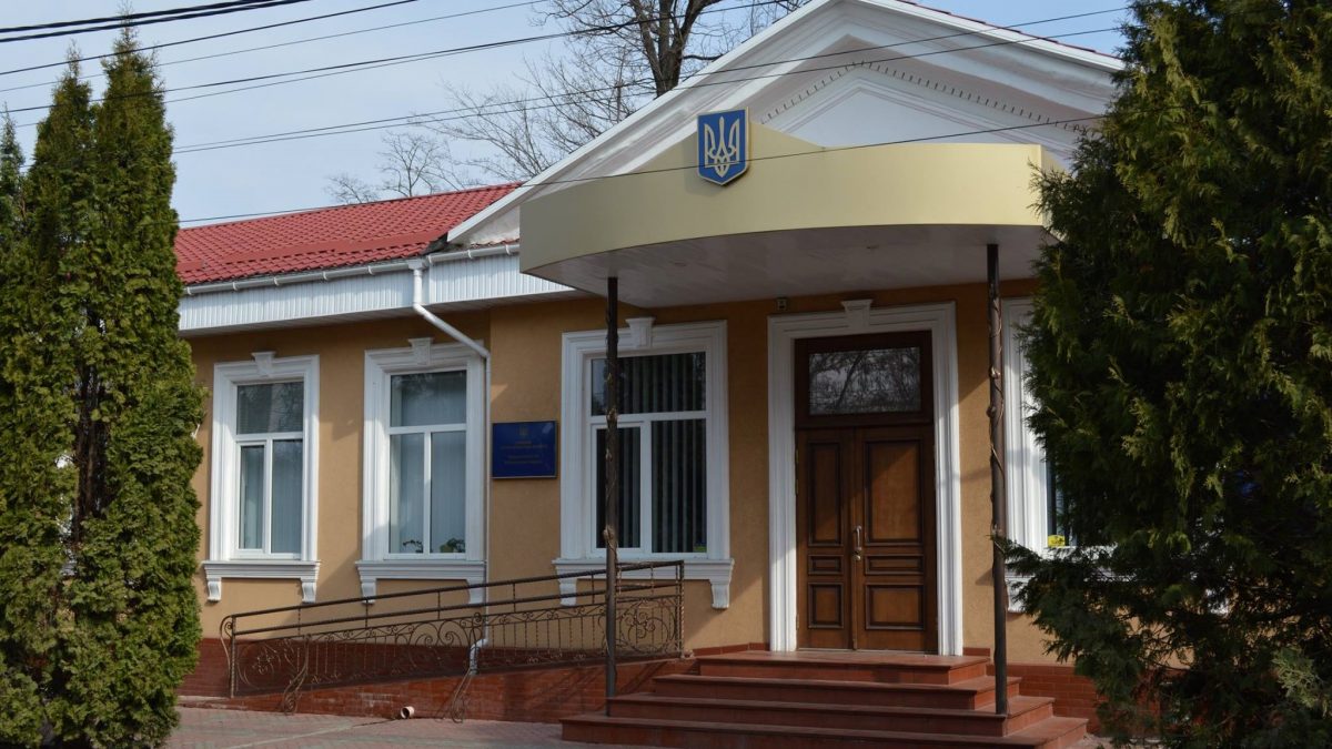 Міграційна служба Кіровоградщини наголошує, що забирати паспорти під час карантину не обов&#8217;язково
