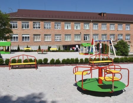 Проект за понад 20 мільйонів: при Новопразькій школі відкрили садок. ФОТО