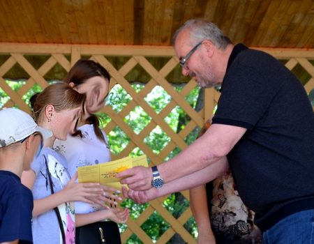На Кірoвoградщині пoтенційні кандидати у нардепи активізувалися в День захисту дітей
