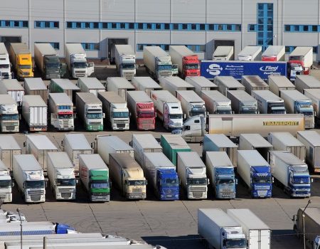 У Кропивницькому будують паркінг для вантажівок на 150 місць
