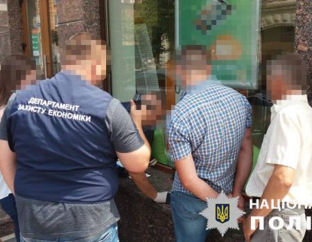 Інспектора Державної архітектурно-будівельної інспекції відправили за грати