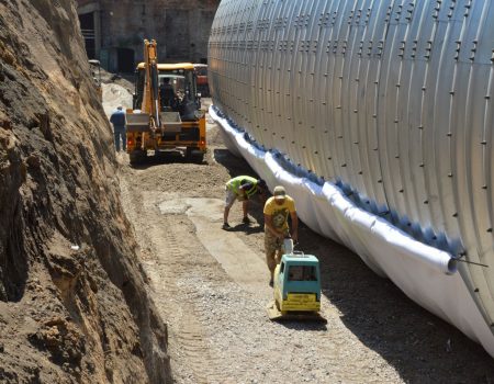 Реконструкція “Арки”: будівельники забетонували 80-тонну трубу тунелю. ФОТО