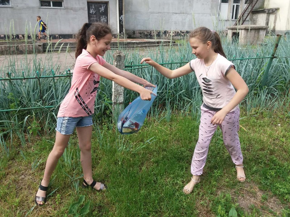 Як не поринути у сміття з головою та прищеплювати екокультуру &#8211; досвід Помічної. ФОТО