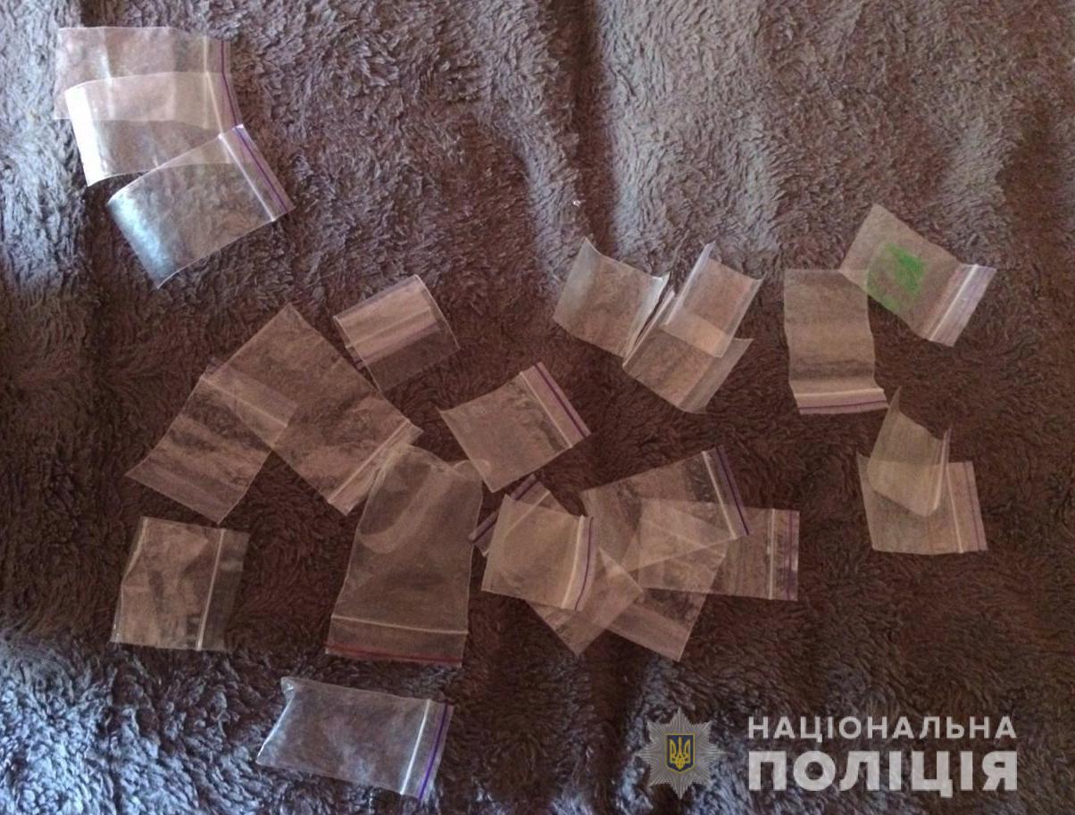 На Кіровоградщині правоохоронці затримали 3 наркозбувачів