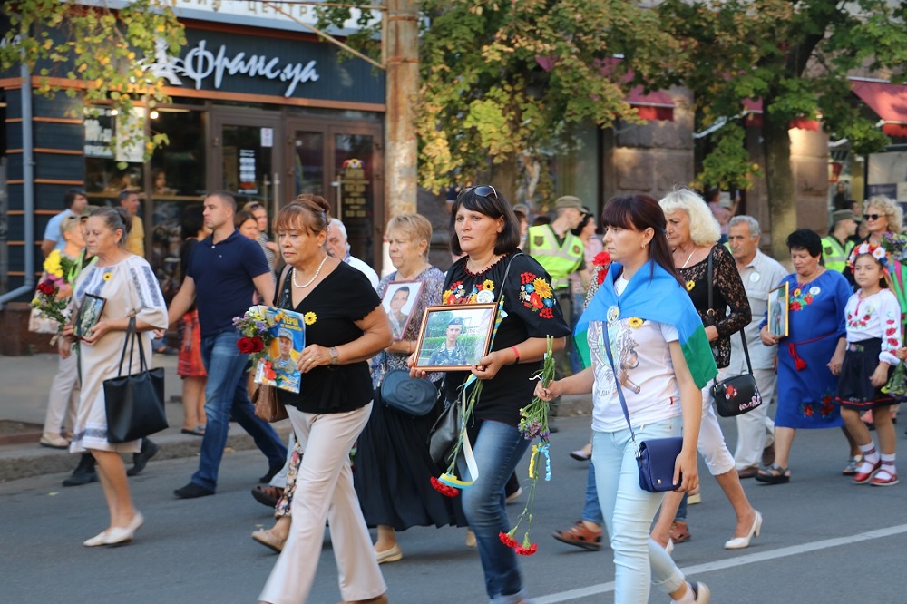 У Кропивницькому відбулась акція «Іловайськ. Пам’ятаємо». ФОТО