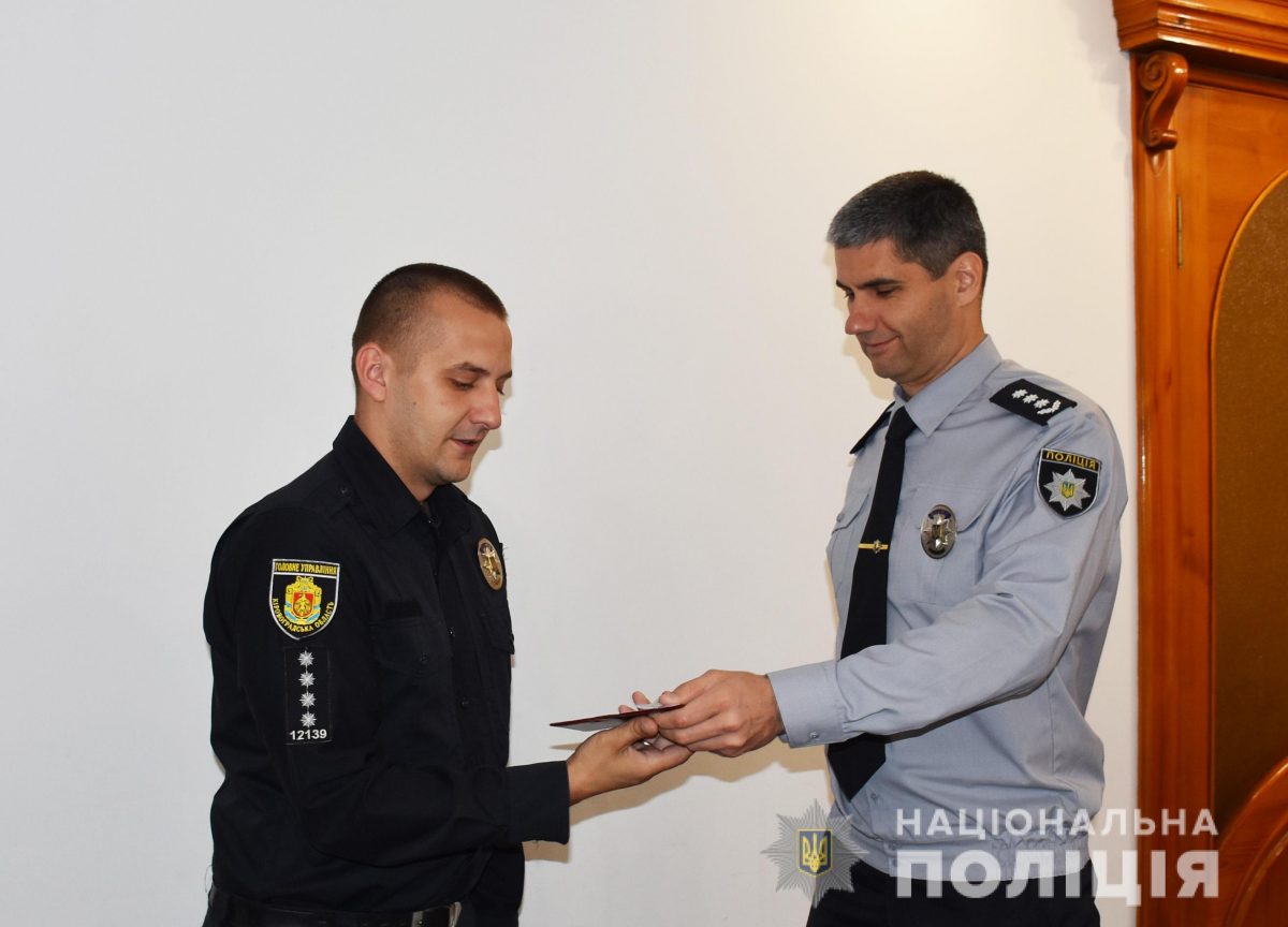 Нагрудний знак &#8220;Кращий працівник МВС України&#8221; та інші відзнаки отримали поліцейські Кіровоградщини. ФОТО