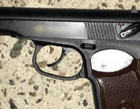 У Кропивницькому 20-річний хлопець стріляв з пістолета
