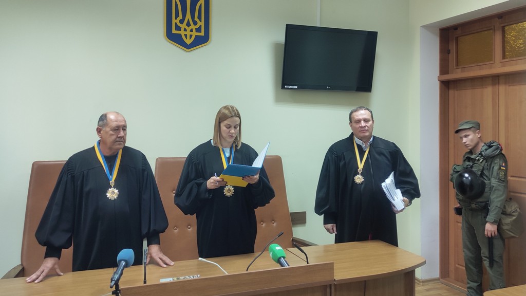 Кропивницький апеляційний суд залишив на волі підозрюваного в обстрілі житла прокурора