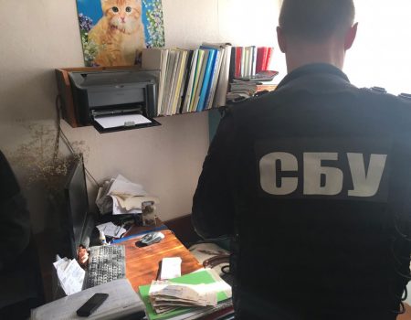 Депутата міської ради на Кіровоградщині затримали на хабарі