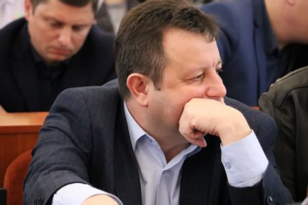 Кропивницький депутат три роки поспіль не декларує орендовану “під бізнес” землю