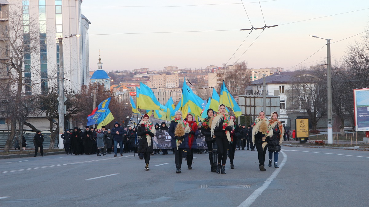 У Кропивницькому вшанували жертв голодоморів. ФОТО