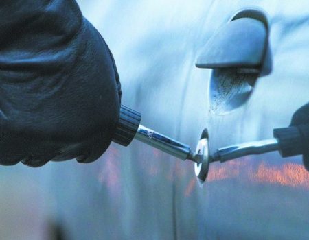 На Кіровоградщині іноземця підозрюють у викраденні авто