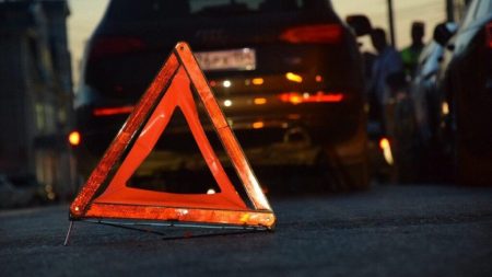 Вночі неподалік Кропивницького сталася потрійне ДТП за участі двох автівок і трактора