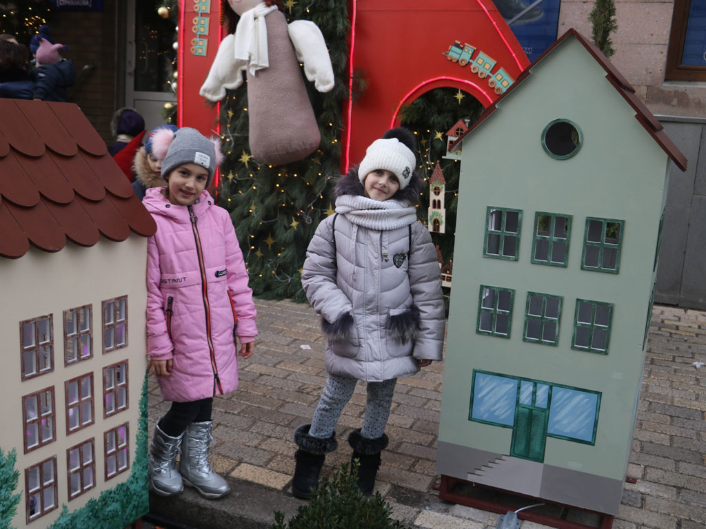 &#8220;Щоб створити дітям свято&#8221;, в Кропивницькому відкрили резиденцію Святого Миколая. ФОТО
