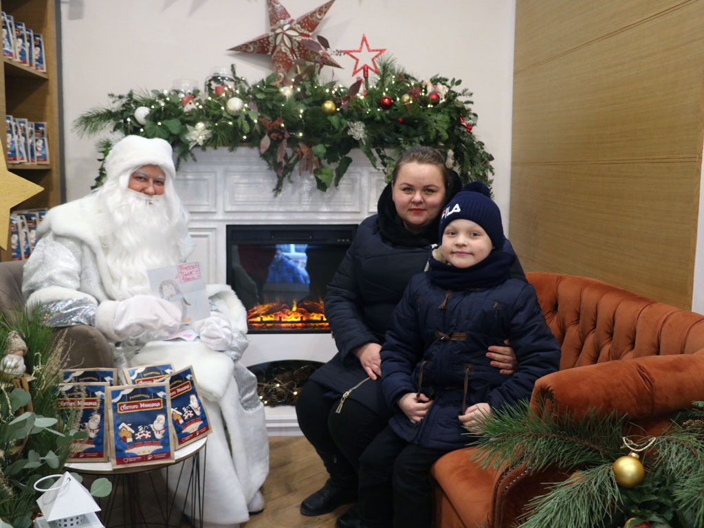 &#8220;Щоб створити дітям свято&#8221;, в Кропивницькому відкрили резиденцію Святого Миколая. ФОТО