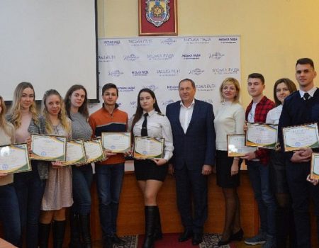 6 студентів Кропивницького отримали стипендію міського голови