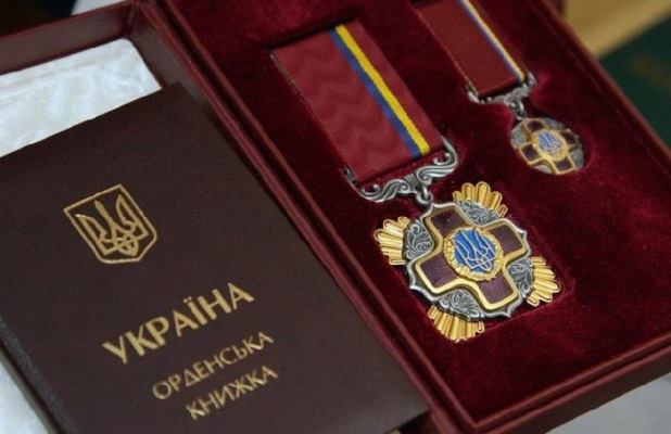 Двох мешканців Кіровоградщини президент нагородив орденами «За заслуги»