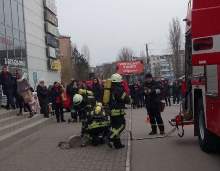 Рятувальники перевірили ТЦ “Плазма” в Кропивницькому