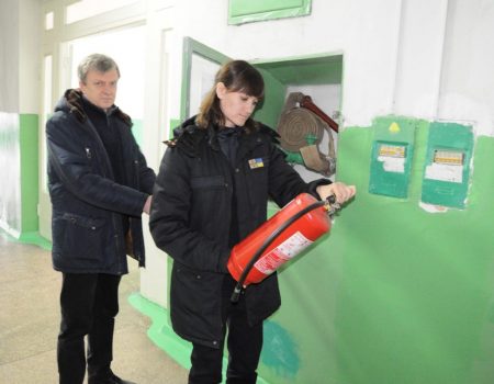 У Кропивницькому розпочали перевірку стану пожежної безпеки інженерного коледжу. ФОТО