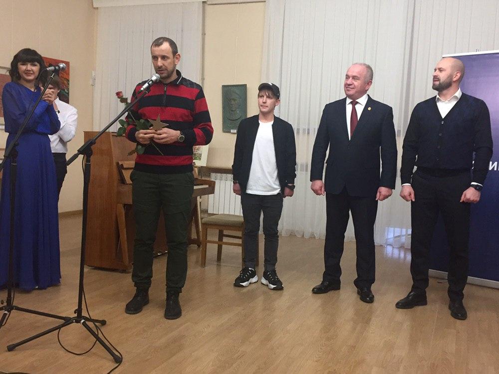 У Кропивницькому відзначили нагородами кращих громадських діячів та організації. ФОТО
