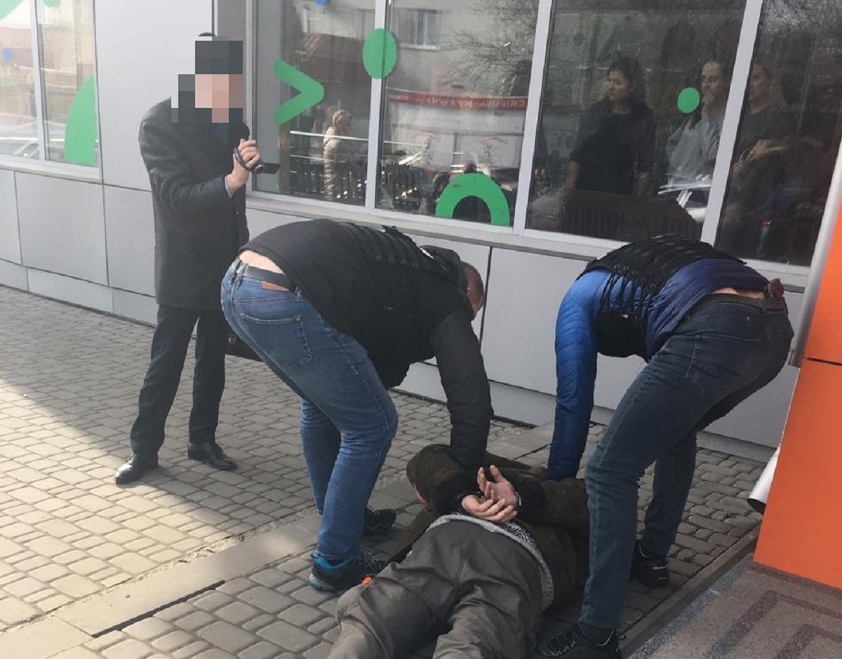 На Кіровоградщині затримали чоловіка, який замовив убивство колишньої. ВІДЕО
