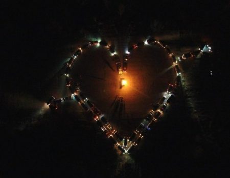 У Кропивницькому зробили серце з автівок до дня Святого Валентина. ФОТО. ВІДЕО