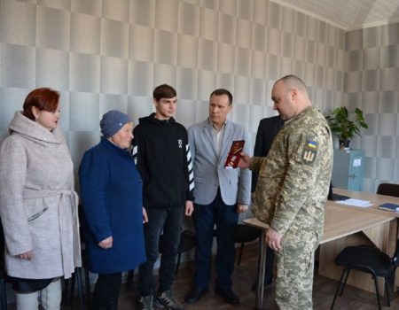 Орденом “За мужність” посмертно нагородили військового із Новоукраїнки
