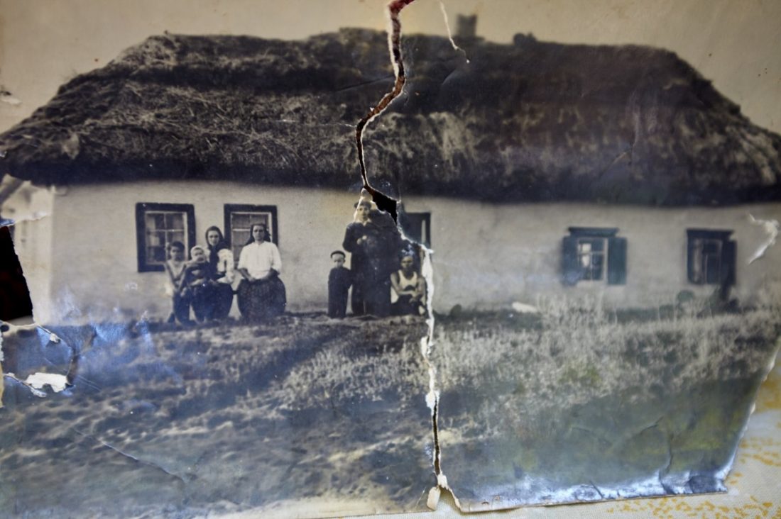 Вимерлі села Кіровоградщини й унікальні артефакти представлено в кліпі &#8220;Баби Єльки&#8221;